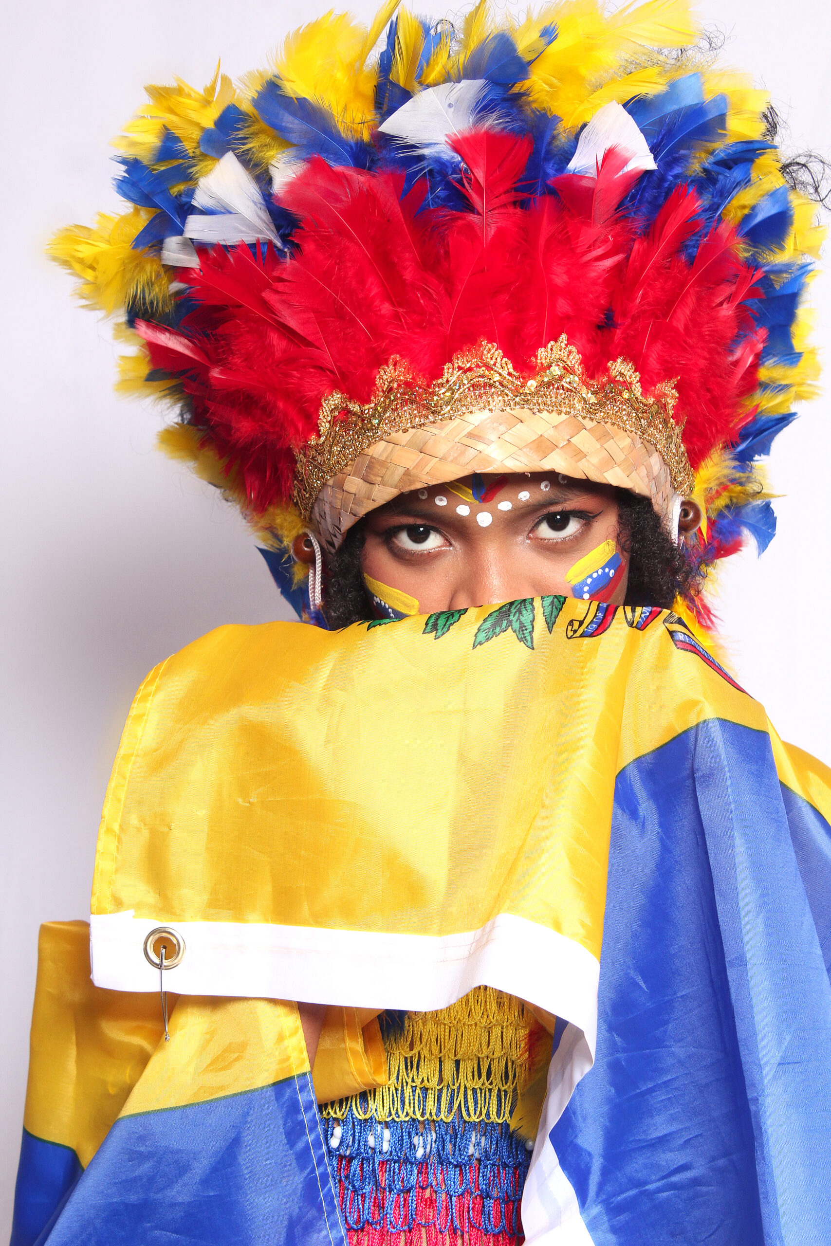 Da Venezuela para o Brasil: A ascensão da Enyerli Julieth no mundo da moda